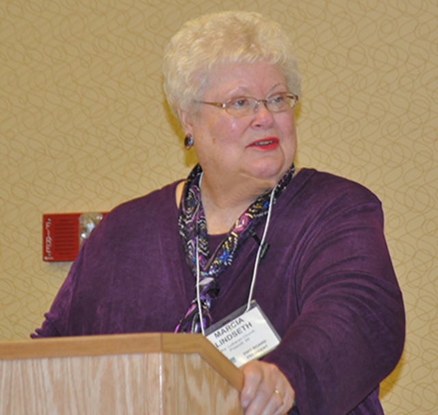 Out-going President Marcia Lindseth opens the 2014 Convention.